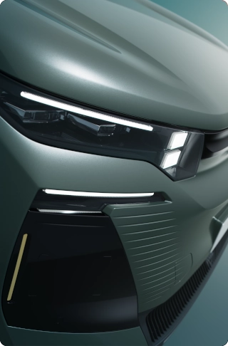 Widok wnętrza przód C5 Aircross podkreślający technologię i bezpieczeństwo